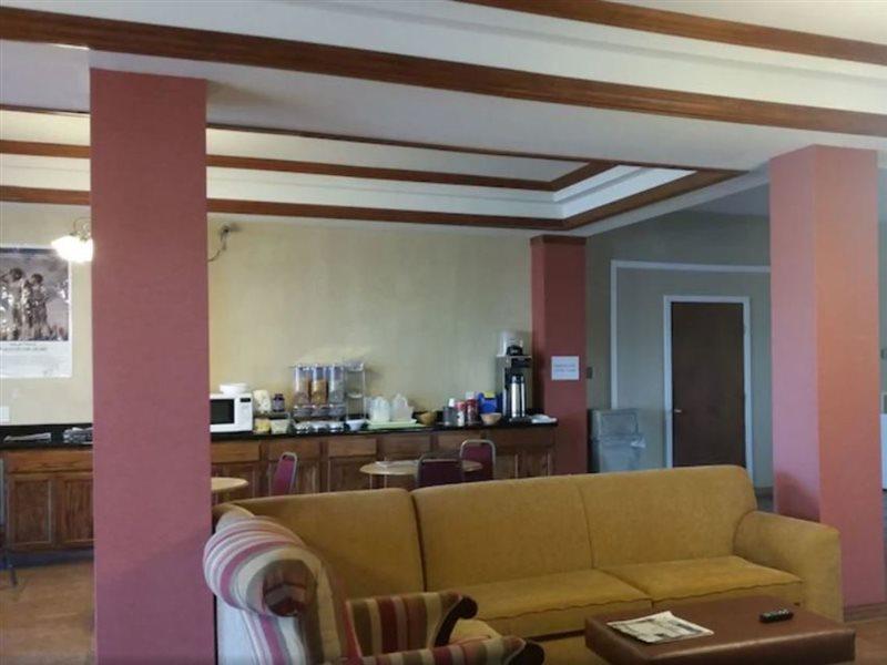 Executive Inn And Suites Ваксахачи Экстерьер фото